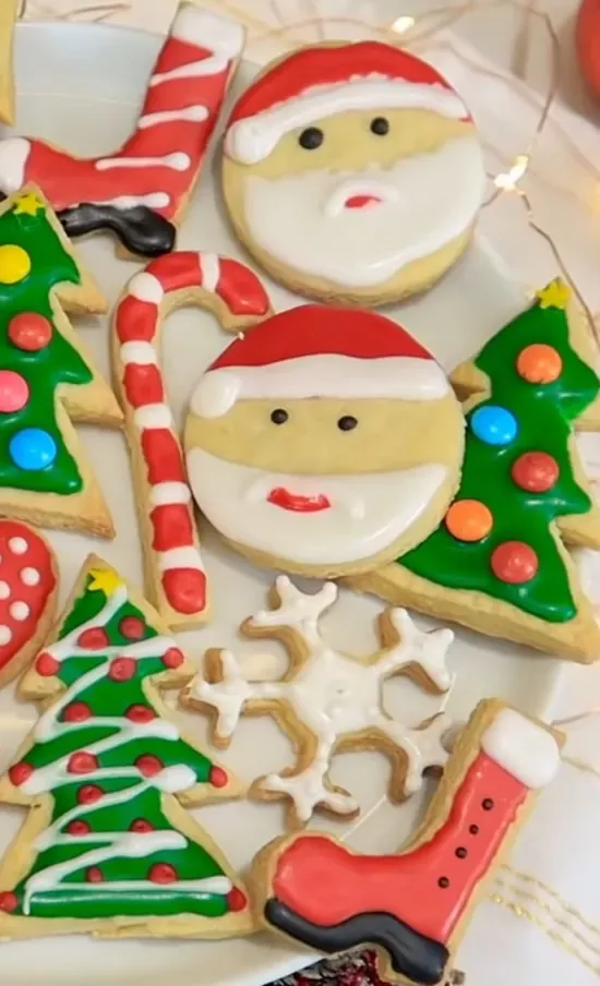 Biscoitos de Natal Decorados: Encante e Surpreenda!