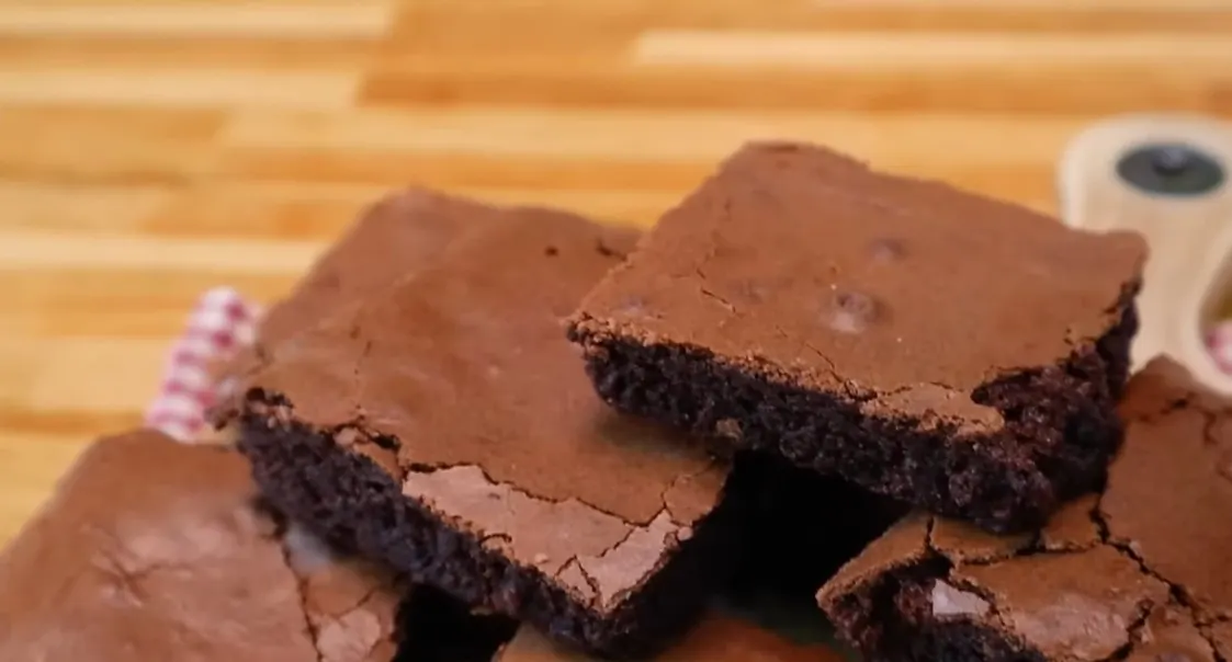 Brownie De Nescau: Fácil, Delicioso e Com Casquinha Crocante!