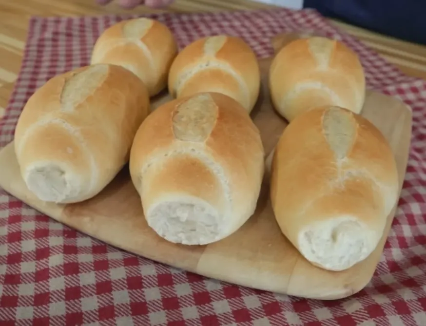 COMO FAZER PÃO FRANCÊS EM CASA | SUPER CROCANTE, IDÊNTICO AO DE PADARIA