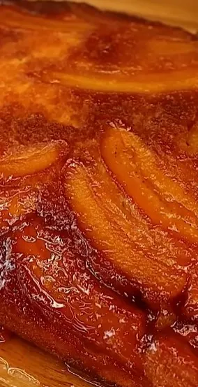 Bolo Fofinho de Banana Caramelizado Delicioso!