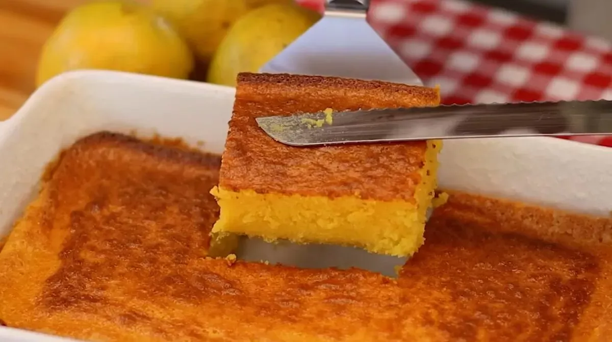 Bolo de Laranja Sem Leite e Sem Farinha - Fofinho e Delicioso!