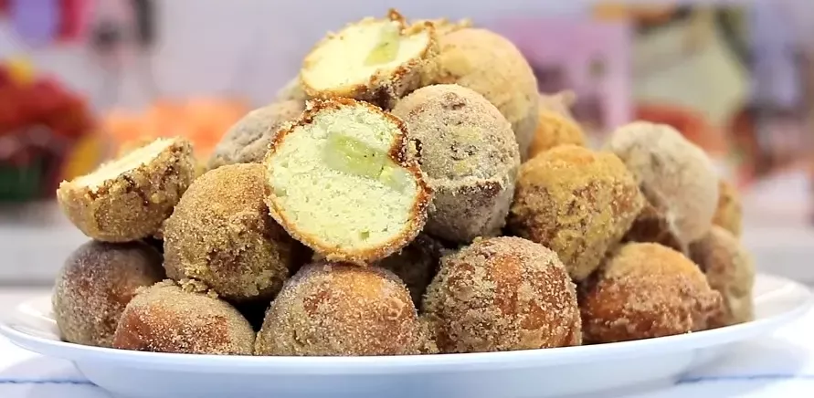 Bolinho de Chuva De Banana - Fofinho E Irresistível!